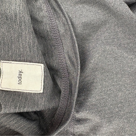 Vuori Tradewind Performance Tee - Picture 8 of 8